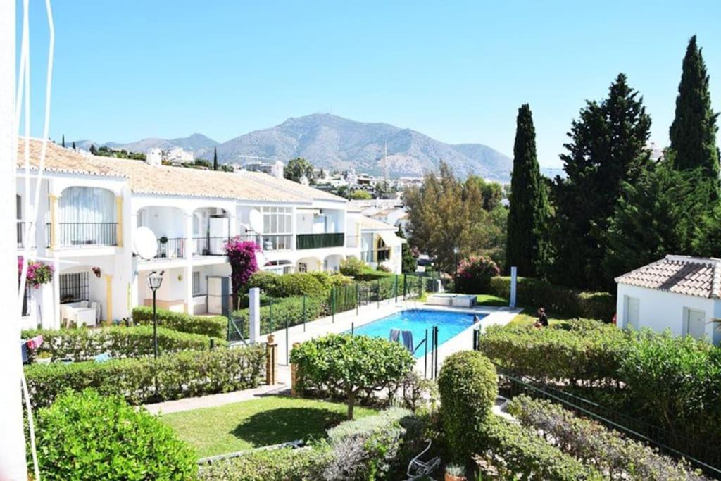 Appartamento lux 2 kmr app Stella Blanca met zwembaden airco en zeezicht Fuengirola Esterno foto