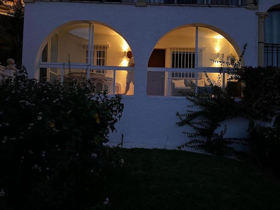 Appartamento lux 2 kmr app Stella Blanca met zwembaden airco en zeezicht Fuengirola Esterno foto