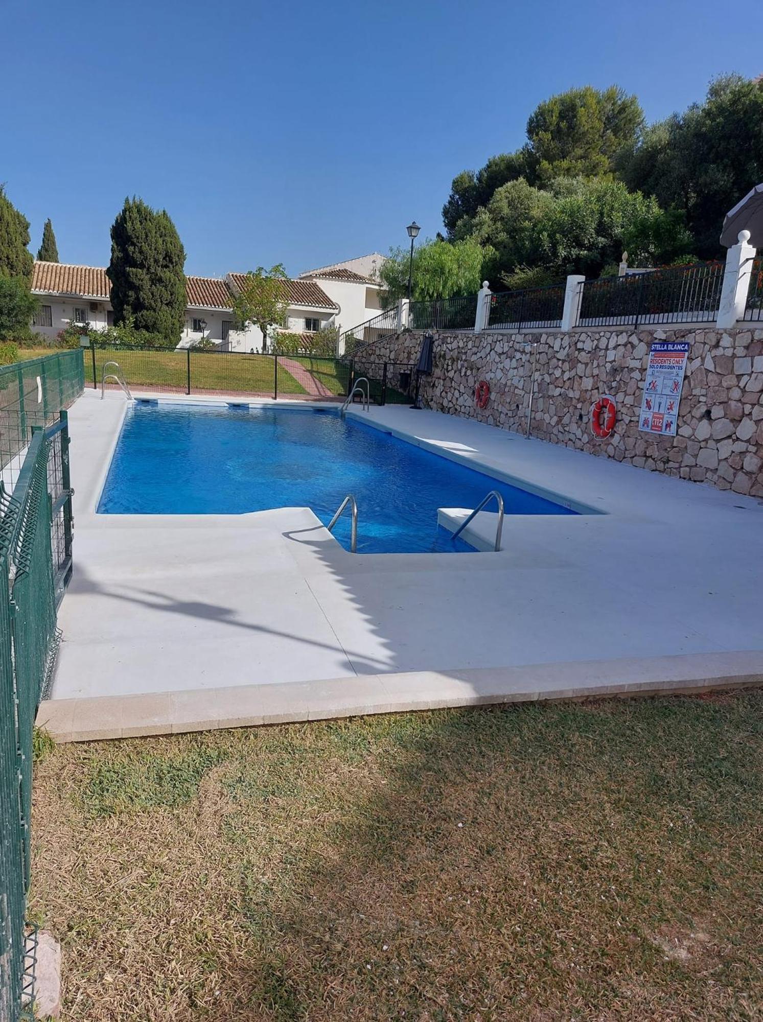 Appartamento lux 2 kmr app Stella Blanca met zwembaden airco en zeezicht Fuengirola Esterno foto